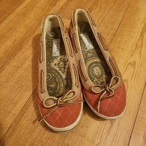 Corduroy Sperrys with slight wedge
